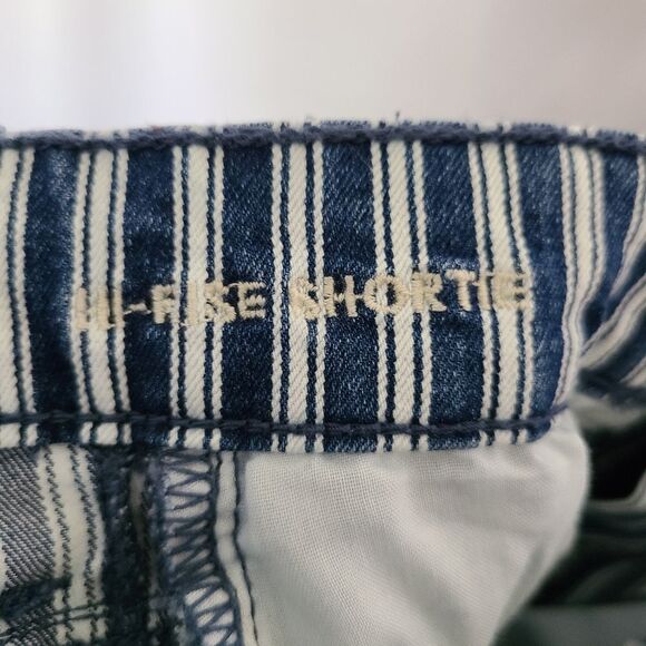 American‎ Eagle Outfitters Striped Hi-rise Shortie - Picture 4 of 5